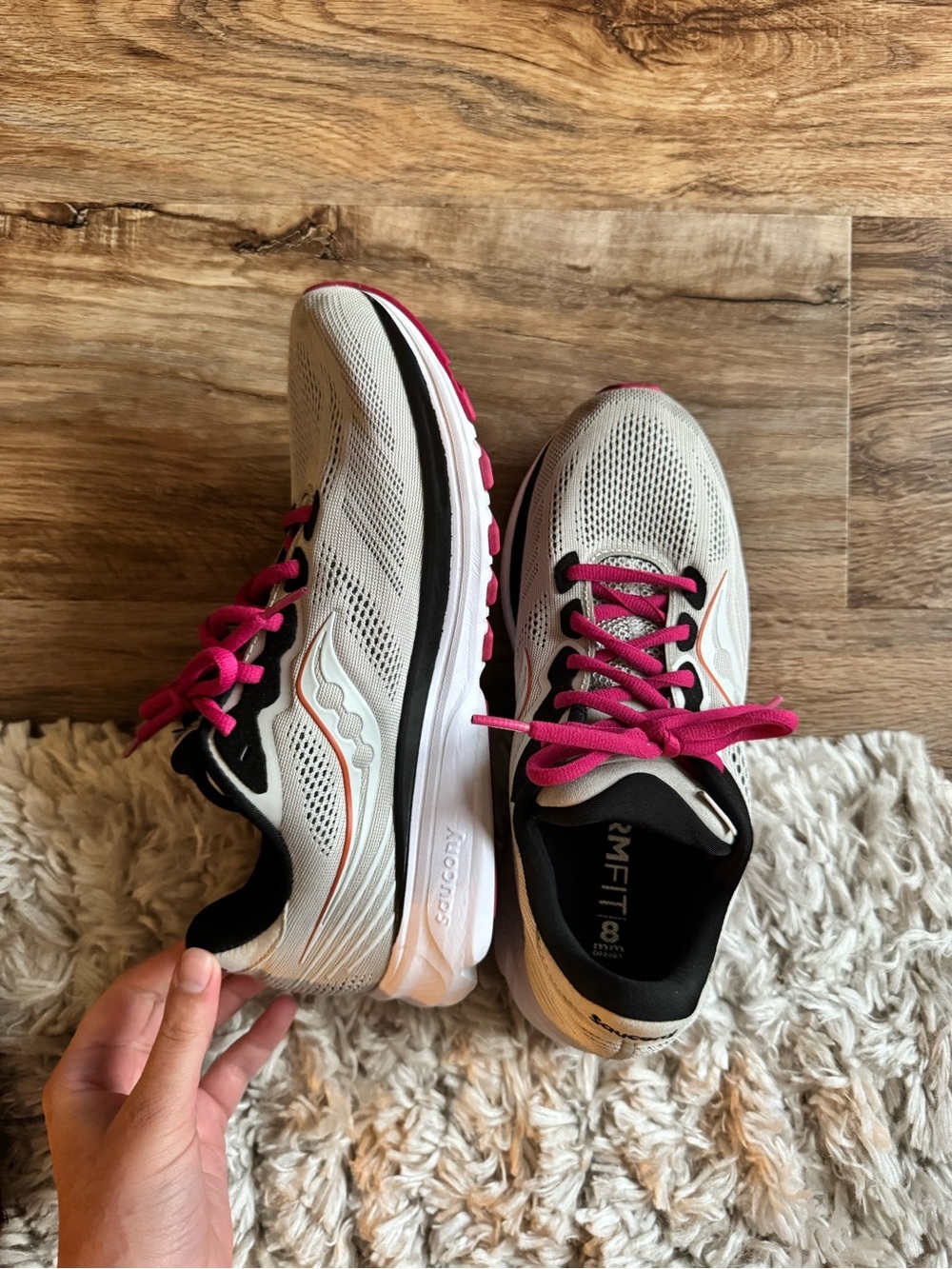 Saucony Women's Ride 14 Running Shoes - Picture 4 of 7